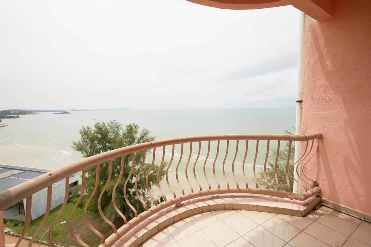 Jc Private Apartment Sunshine Bay Port Dickson Exterior foto